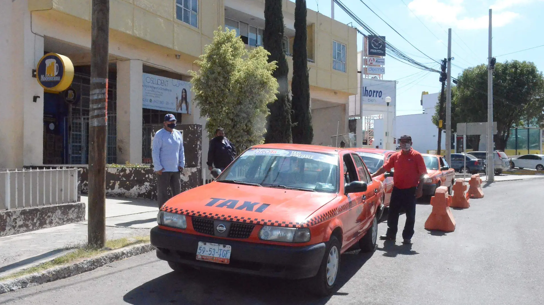 En el boulevard Miguel Hidalgo se reubicar_n taxistas que se situaban a un costado de la